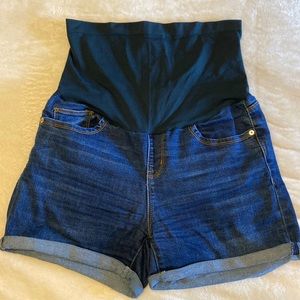 Indigo Poppy Maternity shorts